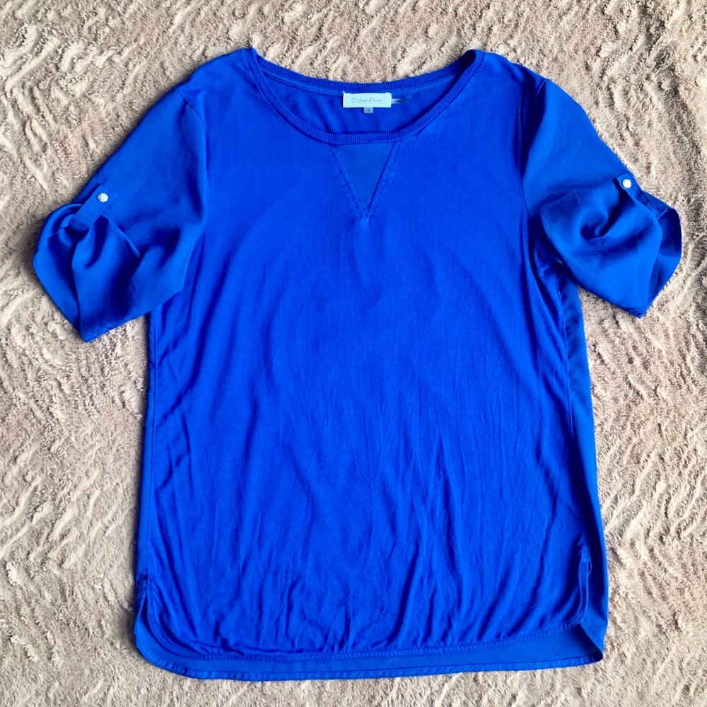 Calvin Klein Top!!